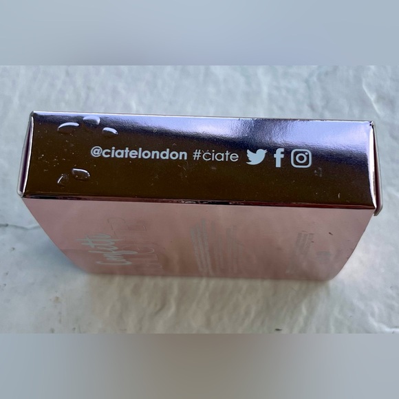 LIMITED EDITION CIATE LONDON CONFETTI HIGHLIGHTER WARM GLOW 10g/0.35Oz FULL SIZE - Picture 13 of 14
